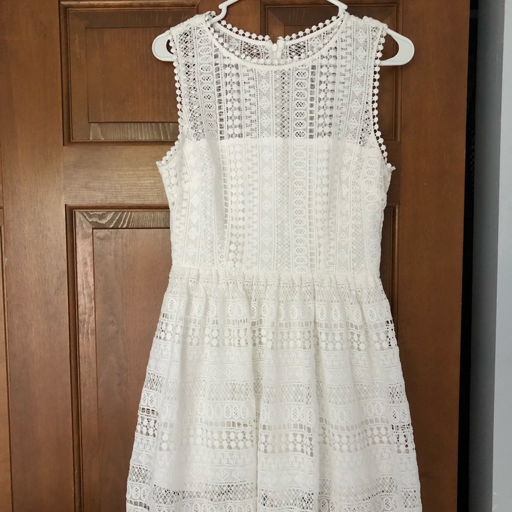 BB Dakota White lace dress